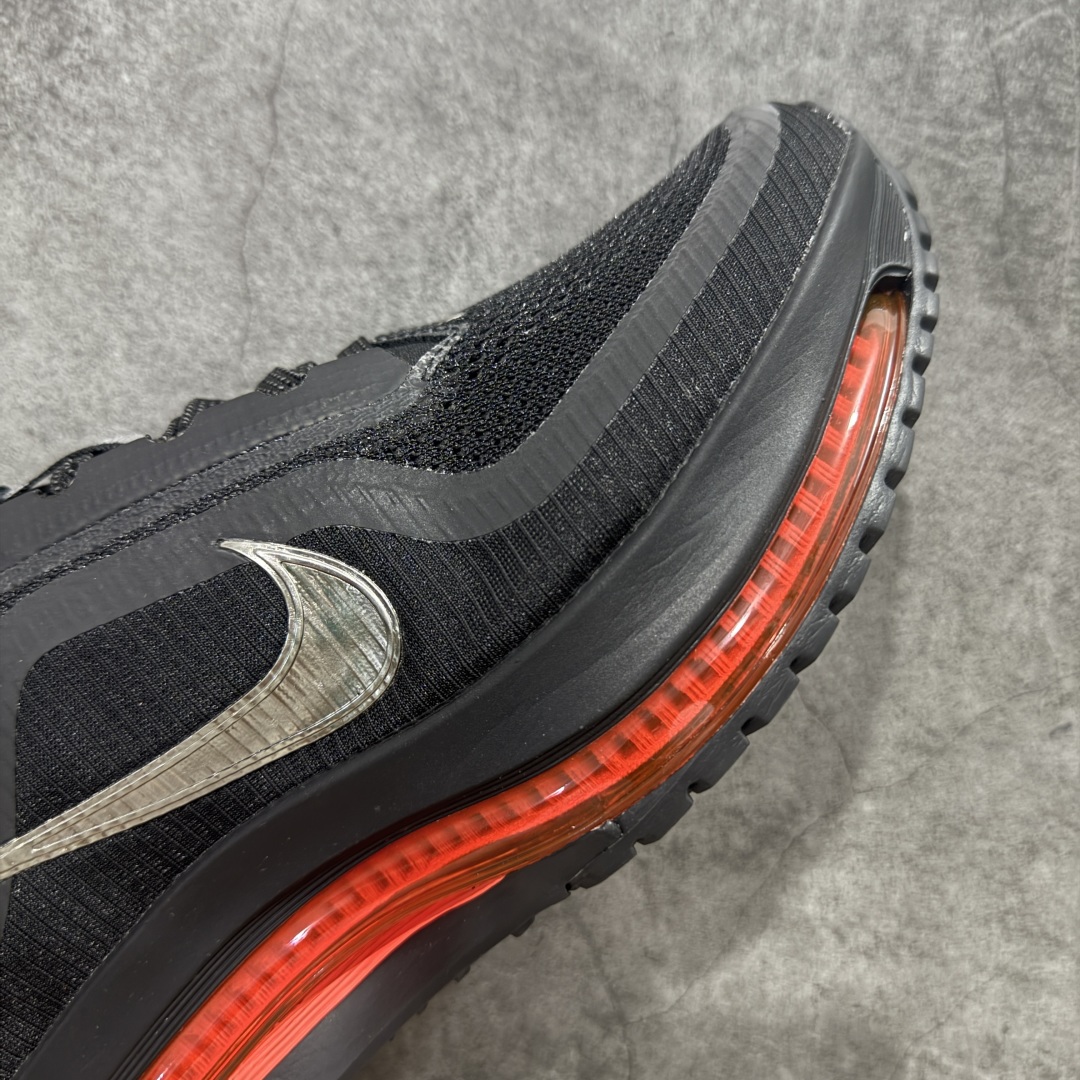 图片[6]-【XE纯原版】Nike Pegasus Premium Airscape 舒适百搭减震防滑耐磨透气 低帮跑步鞋 男款 黑红    目前市场最强品质 原版购入开发 一切材质配件均匀原版一致 完美版型 高端玩家必推版本 高价零售必推版本 欢迎对比市面任意版本‼️ 这双鞋简直是时尚与科技的完美融合。 经典黑色鞋面，质感爆棚，搭配超亮眼的银色大勾子，瞬间成为街头焦点。 鞋侧独特小吊牌，细节满满，个性直接拉满。  脚下的全掌气垫更是亮点，红黑配色超吸睛，不仅颜值在线，缓震性能更是一绝。 不管是日常出街还是慢跑锻炼，都能给双脚极致舒适体验。  码数超全，36 – 46 码任你选！别犹豫啦，穿上它，轻松走出潮流范，开启你的时尚运动新旅程！   #独家原包 原底原料 开模打造  #原厂鞋标 高精密准度  #原楦原纸板开发 匹配原版98%以上  #后跟弧度 正确呈现  #原厂皮料 质感无敌  #皮料切割干净 无任何毛边 清洁度细节完美    男码货号：HQ2592-003 码段：39-46  女码货号：HQ2593-003 码段：36-39-选品中心