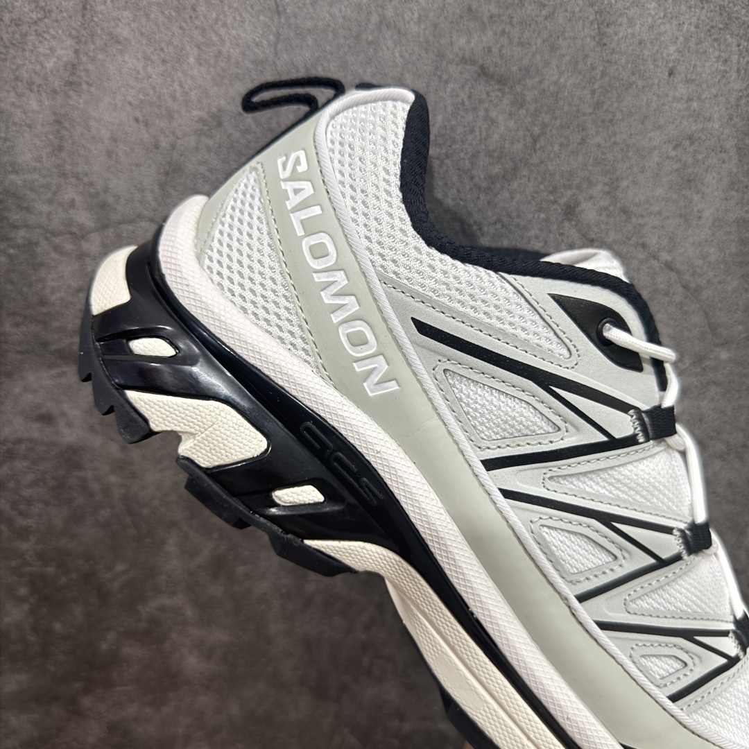 图片[7]-【PK升级版】SALOMON XT-6 Expanse 萨洛蒙潮流越野机能户外功能鞋 白 475731 全新版本出货 好货不怕晚 品质 细节 材料都是肉眼可以见！ 售前售后也是其它工厂无法匹敌！ 纯原外贸平台特供订单 耗时半年巨作 全套原纸板楦头开发 原厂特供网布配套加持 确保原汁原味 完美呈现版型 原档数据独家私模五层组合大底 原装Ortholite轻量化鞋垫 中底布带钢印编号 原厂TPU锁扣 进口港宝加持 后跟自然饱满 还原公司包裹性 鞋面以“锯齿”状的包裹系统呈现 在基色底之下加入了各种色点缀 将公司的最新技术和时尚前卫的造型融入耐用的长跑款式中 鞋面由 TPU 薄膜制成 并焊接在高耐磨网眼上 使其既时尚又坚固 由 ACS底盘支撑 可增强稳定性和支撑力 以及由橡胶凸耳 Contragrip外底覆盖的 EVA 缓冲中底 旨在应对崎岖的地形 鞋舌上的彩色Salomon 标签、Quicklace 系统以及鞋头、鞋舌和鞋跟上的附加品牌使细节更加完美 让穿着者可以轻松驾驭户外与通勤下的任何运动生活场景 无缝鞋身户外随意纵横 颜值与脚感兼备 出街通勤 绝对非常吸睛 你值得拥有 尺码：36 36.5 37.5 38 38.5 39 40 40.5 41 42 42.5 43 44 44.5 45-选品中心