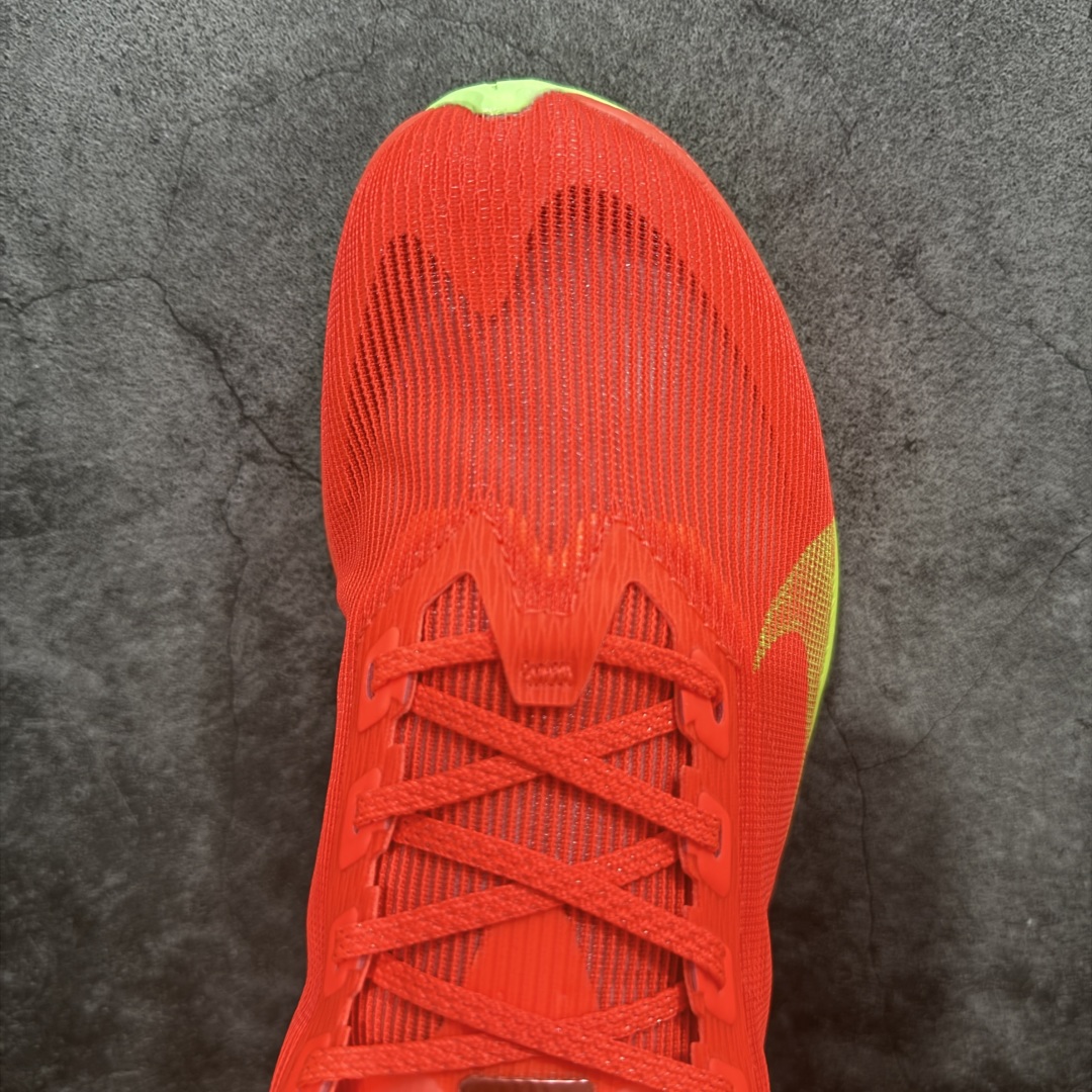 图片[5]-【正确刷漆版】Nk ZoomX Vaporfly NEXT% 4 马拉松系列公路竞速超轻缓震透气网纱运动跑步鞋 正确勾子刷漆(部分配色勾子底部有裂纹) 鞋款轻盈，同时保持出色性能表现。此鞋款质感轻盈，无论是日常畅跑还是马拉松，皆可轻松驾驭。 货号：HF6414-600 尺码：36 36.5 37.5 38 38.5 39 40 40.5 41 42 42.5 43 44 44.5 45-选品中心