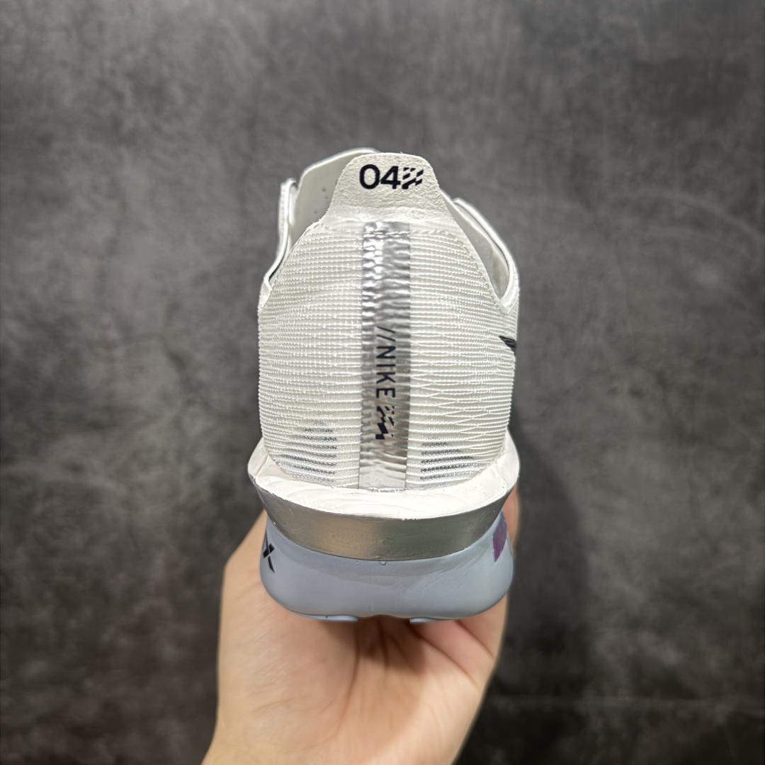 图片[4]-【正确刷漆版】Nk ZoomX Vaporfly NEXT% 4 马拉松系列公路竞速超轻缓震透气网纱运动跑步鞋 正确勾子刷漆(部分配色勾子底部有裂纹) 鞋款轻盈，同时保持出色性能表现。此鞋款质感轻盈，无论是日常畅跑还是马拉松，皆可轻松驾驭。 货号：HF6412-100 尺码：36 36.5 37.5 38 38.5 39 40 40.5 41 42 42.5 43 44 44.5 45 46-选品中心