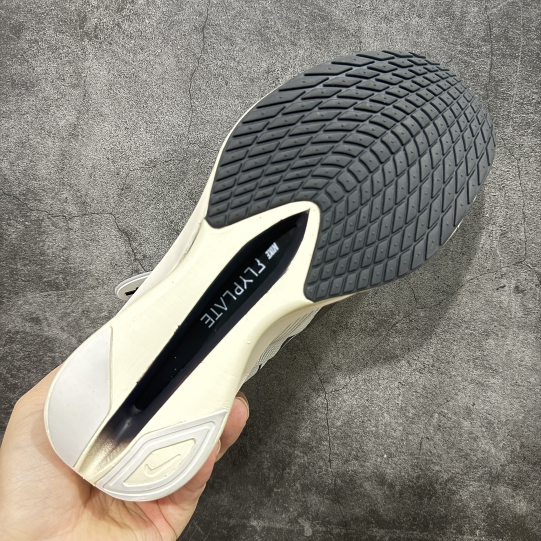 图片[9]-【NO.1版本】Nike ZoomX Vaporfly NEXT%4 减震马拉松跑步鞋 全掌碳纤维 原楦原纸版数据开发 采用同源数据开发Flyknit织物融合TPU丝半透明鞋面材质 中底采用ZoomX泡棉+FlyPlate铲型塑料碳板 外置防滑耐磨大底片 科技扛鼎 再次提升 货号： HF6417-100 尺码： 39 40 40.5 41 42 42.5 43 44 45-选品中心