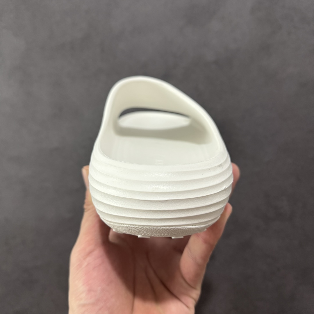 图片[4]-【正确组合底版】Nike ReactX Rejuven8 Slide 时尚舒适 防滑防磨一字拖鞋 HV4479-100 正确组合底 超高清洁度 完美版型 区别市面通货 采用质感柔软且出众回弹的 ReactX泡绵，发泡组合大底 脚感十分舒适，缔造非凡舒适的日常穿着体验，助你保持活力。  尺码：36-45-选品中心