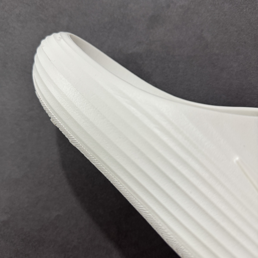 图片[6]-【正确组合底版】Nike ReactX Rejuven8 Slide 时尚舒适 防滑防磨一字拖鞋 HV4479-100 正确组合底 超高清洁度 完美版型 区别市面通货 采用质感柔软且出众回弹的 ReactX泡绵，发泡组合大底 脚感十分舒适，缔造非凡舒适的日常穿着体验，助你保持活力。  尺码：36-45-选品中心