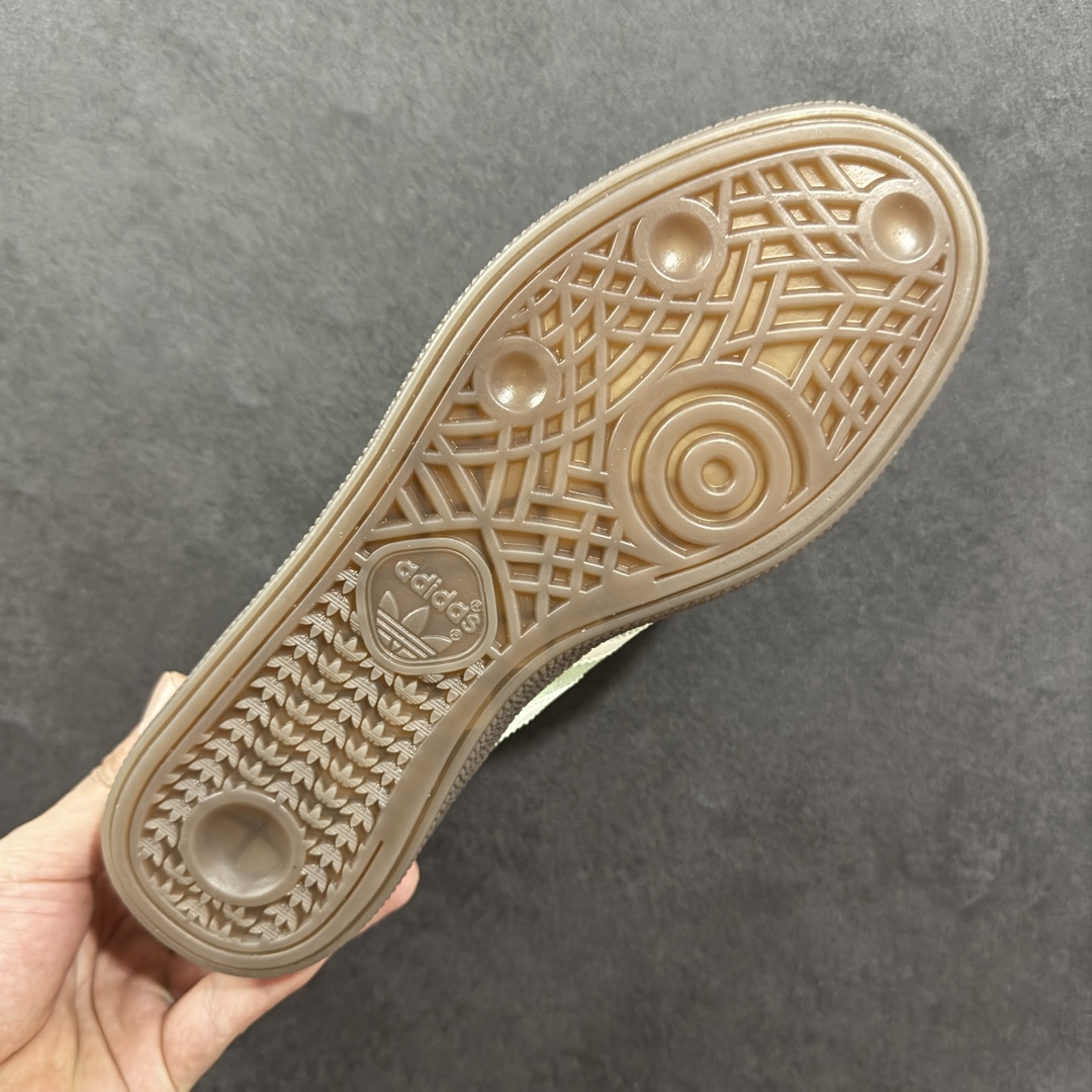 图片[9]-【R版】AD Originals Spezial Handball SPZL F手球运动员系列百搭休闲运动板鞋 KI5932 这款来自阿迪达斯的这款HANDBALL SPZL前身是一双手球运动鞋 鞋面外侧除了Spezial字母之外还有三叶草标志。Handball SPZL作为复古手球训练鞋与作为室内足球鞋的Samba有着异曲同工之处，但是质感更为出众的鞋身以及丰富的配色选择比起Samba来讲可以说是更胜一筹了！ 尺码：35 36 36⅔ 37⅓ 38 38⅔ 39⅓ 40 40⅔ 41⅓ 42 42⅔ 43⅓ 44 45-选品中心