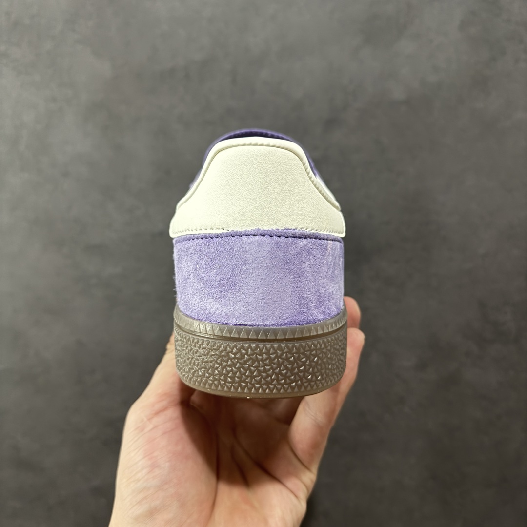 图片[4]-【R版】AD Originals Spezial Handball SPZL F手球运动员系列百搭休闲运动板鞋 KI5935 这款来自阿迪达斯的这款HANDBALL SPZL前身是一双手球运动鞋 鞋面外侧除了Spezial字母之外还有三叶草标志。Handball SPZL作为复古手球训练鞋与作为室内足球鞋的Samba有着异曲同工之处，但是质感更为出众的鞋身以及丰富的配色选择比起Samba来讲可以说是更胜一筹了！ 尺码：35 36 36⅔ 37⅓ 38 38⅔ 39⅓ 40 40⅔ 41⅓ 42 42⅔ 43⅓ 44 45-选品中心