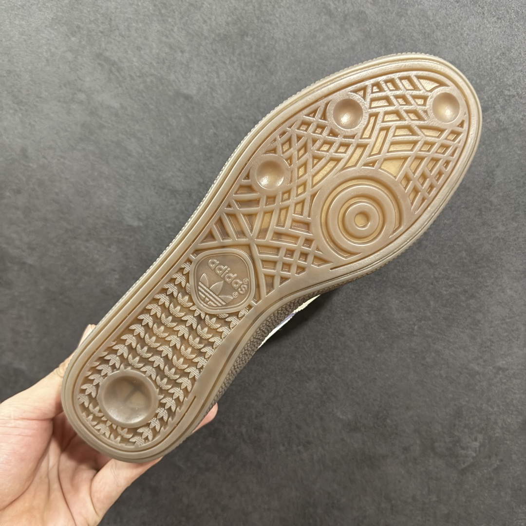 图片[9]-【R版】AD Originals Spezial Handball SPZL F手球运动员系列百搭休闲运动板鞋 KI5935 这款来自阿迪达斯的这款HANDBALL SPZL前身是一双手球运动鞋 鞋面外侧除了Spezial字母之外还有三叶草标志。Handball SPZL作为复古手球训练鞋与作为室内足球鞋的Samba有着异曲同工之处，但是质感更为出众的鞋身以及丰富的配色选择比起Samba来讲可以说是更胜一筹了！ 尺码：35 36 36⅔ 37⅓ 38 38⅔ 39⅓ 40 40⅔ 41⅓ 42 42⅔ 43⅓ 44 45-选品中心