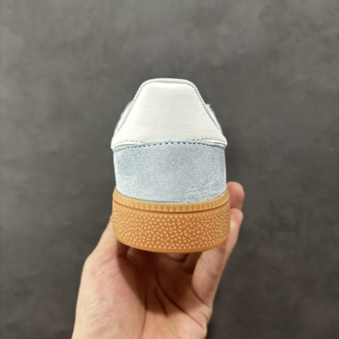 图片[4]-【R版】AD Originals Spezial Handball SPZL F手球运动员系列百搭休闲运动板鞋 JI2656 这款来自阿迪达斯的这款HANDBALL SPZL前身是一双手球运动鞋 鞋面外侧除了Spezial字母之外还有三叶草标志。Handball SPZL作为复古手球训练鞋与作为室内足球鞋的Samba有着异曲同工之处，但是质感更为出众的鞋身以及丰富的配色选择比起Samba来讲可以说是更胜一筹了！ 尺码：35 36 36⅔ 37⅓ 38 38⅔ 39⅓ 40 40⅔ 41⅓ 42 42⅔ 43⅓ 44 45-选品中心