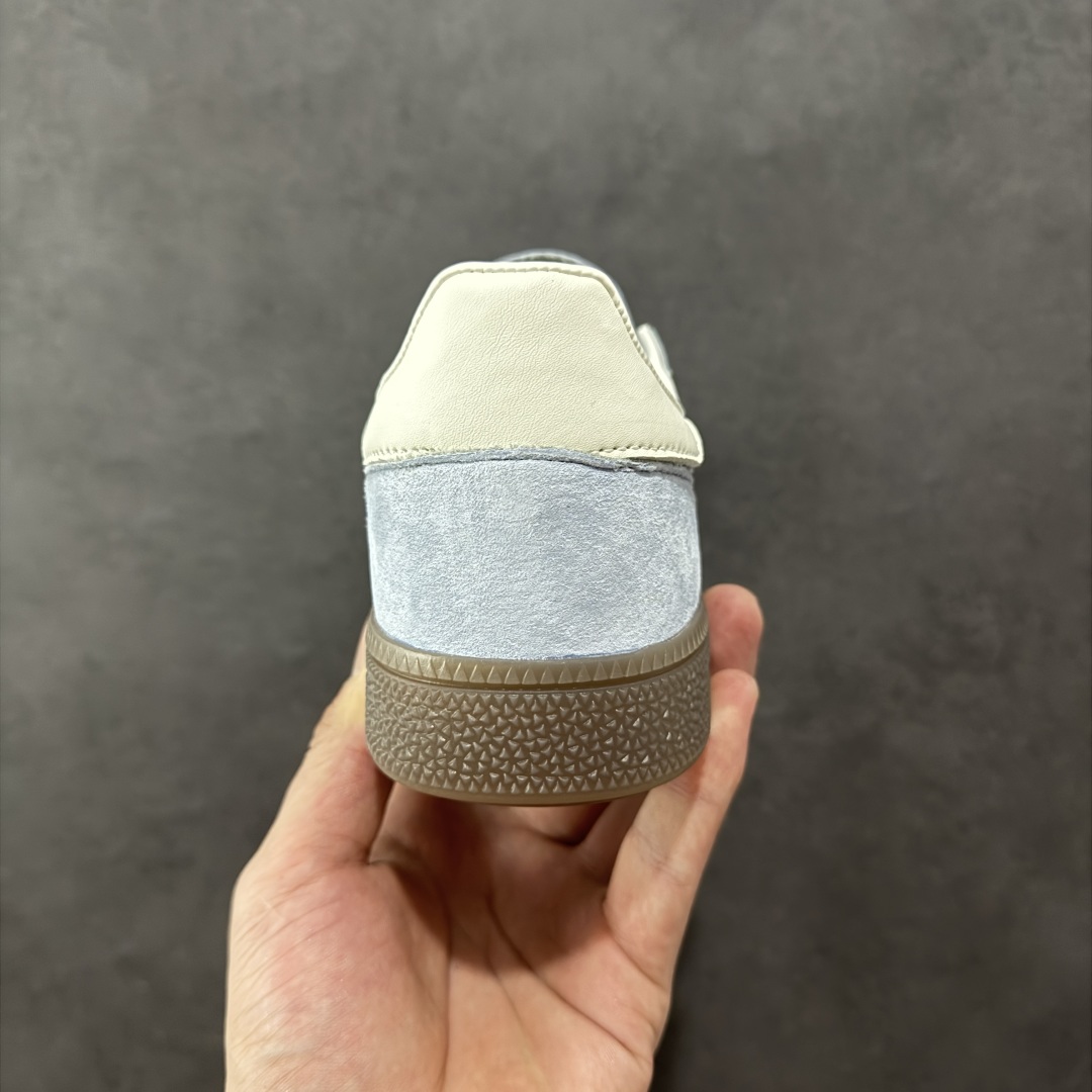 图片[4]-【R版】AD Originals Spezial Handball SPZL F手球运动员系列百搭休闲运动板鞋 KI5933 这款来自阿迪达斯的这款HANDBALL SPZL前身是一双手球运动鞋 鞋面外侧除了Spezial字母之外还有三叶草标志。Handball SPZL作为复古手球训练鞋与作为室内足球鞋的Samba有着异曲同工之处，但是质感更为出众的鞋身以及丰富的配色选择比起Samba来讲可以说是更胜一筹了！ 尺码：35 36 36⅔ 37⅓ 38 38⅔ 39⅓ 40 40⅔ 41⅓ 42 42⅔ 43⅓ 44 45-选品中心