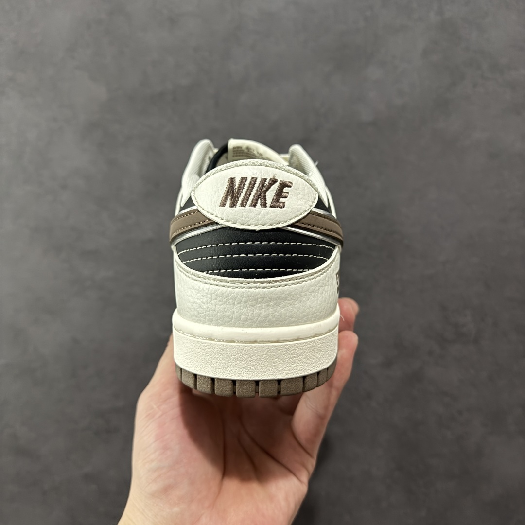 图片[4]-【定制版】NIKE SB Dunk Low x Supreme 联名 低帮休闲运动板鞋 原装头层材料 独家版型蒸餾加工 帶來的是更好的视觉和脚感体验 大厂纯原品质出货 清洁度 电绣工艺 皮料切割干净无任何毛边 细节完美 货号：XX9915-015 尺码： 36 36.5 37.5 38 38.5 39 40 40.5 41 42 42.5 43 44 44.5 45-选品中心