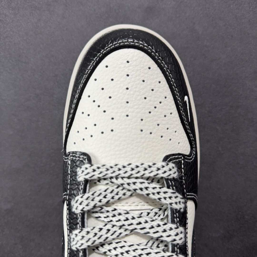 图片[8]-【定制版】NK Dunk Low Retro 蛇年限定 “DIY高端定制” 低帮休闲运动板鞋 原装头层材料 用料绝不含糊 独家版型蒸餾加工帶來的是更好的视觉和脚感体验 清洁度 电绣工艺 皮料切割干净无任何毛边 细节完美 货号：XX9929-029 尺码：36 36.5 37.5 38 38.5 39 40 40.5 41 42 42.5 43 44 45-选品中心