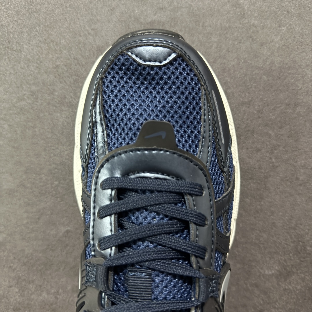 图片[8]-【公司级】NK V2k Runtekk 复古老爹鞋跑步鞋 HJ4497-400 材质上使用大面积网眼 皮革 TPU 组成 支撑和透气性肯定不错 中底处由 Cushlon 泡绵打造 保证在压马路时可以提供优秀脚感 并通过一手做旧氧化效果突出复古感 中底造型很容易让大家联想到巴黎世家3XL 增高效果同样不能忽视 尺码：36-45含半码-选品中心