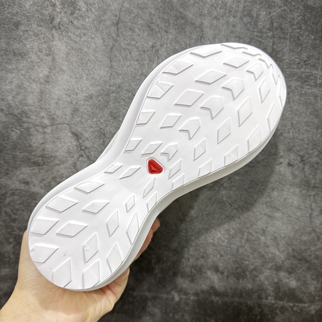 图片[9]-【巅峰版】CDG x Salomon 萨洛蒙 联名款XT-6 系列 厚底 休闲 运动鞋 原版购入开发 做货 独立私模 原材料打造 一比一原版细节 延续品牌设计基因，融合简约的设计和实用的技术性 联名鞋款依旧是黑白简约配色，鞋身上的品牌字样也体现出极简主义的设计风格 搭配Contagrip 橡胶厚底鞋底设计，重新演绎的鞋面部分则以Pulsar Advanced袜套式轮廓替换了之前抽绳鞋带 并饰有网眼、抗撕裂材质鞋面、防水胶条以及尼龙拉环等细节 面料： 原版定制进口科技面料 内里： 原版进口透气网里 大底： 原版开模超轻发泡材质 底厚： 6.5CM 尺码：35-40-选品中心