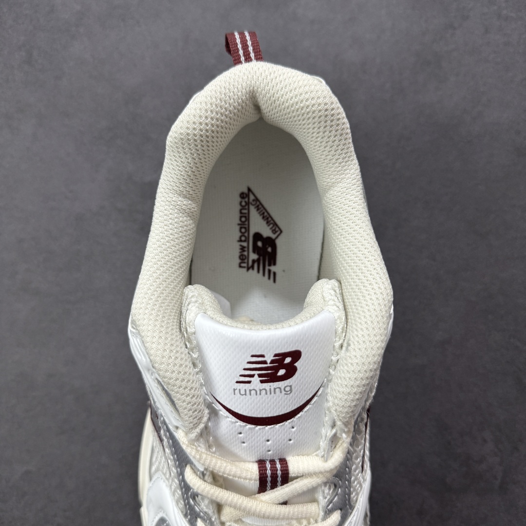 图片[7]-【K8版本】New Balance NB530 新百伦复古透气跑步鞋 抛弃过往以皮革为主的人气轮廓 以极具复古风范的跑鞋外观呈现 设计上全鞋以简约清爽的纯白色作基底 鞋身覆盖大面积织物网眼材质 并于鞋头、鞋带孔眼片等细节处点缀对比鲜明的反光银镀层凸显 鞋舌、侧身等位置则辅以一贯的「N」字标志和品牌徽标彰显身份 最后通过搭载的 ABZORB 缓震中底完善整体造型 货号：MR530SZ 尺码：36-45带半码-选品中心