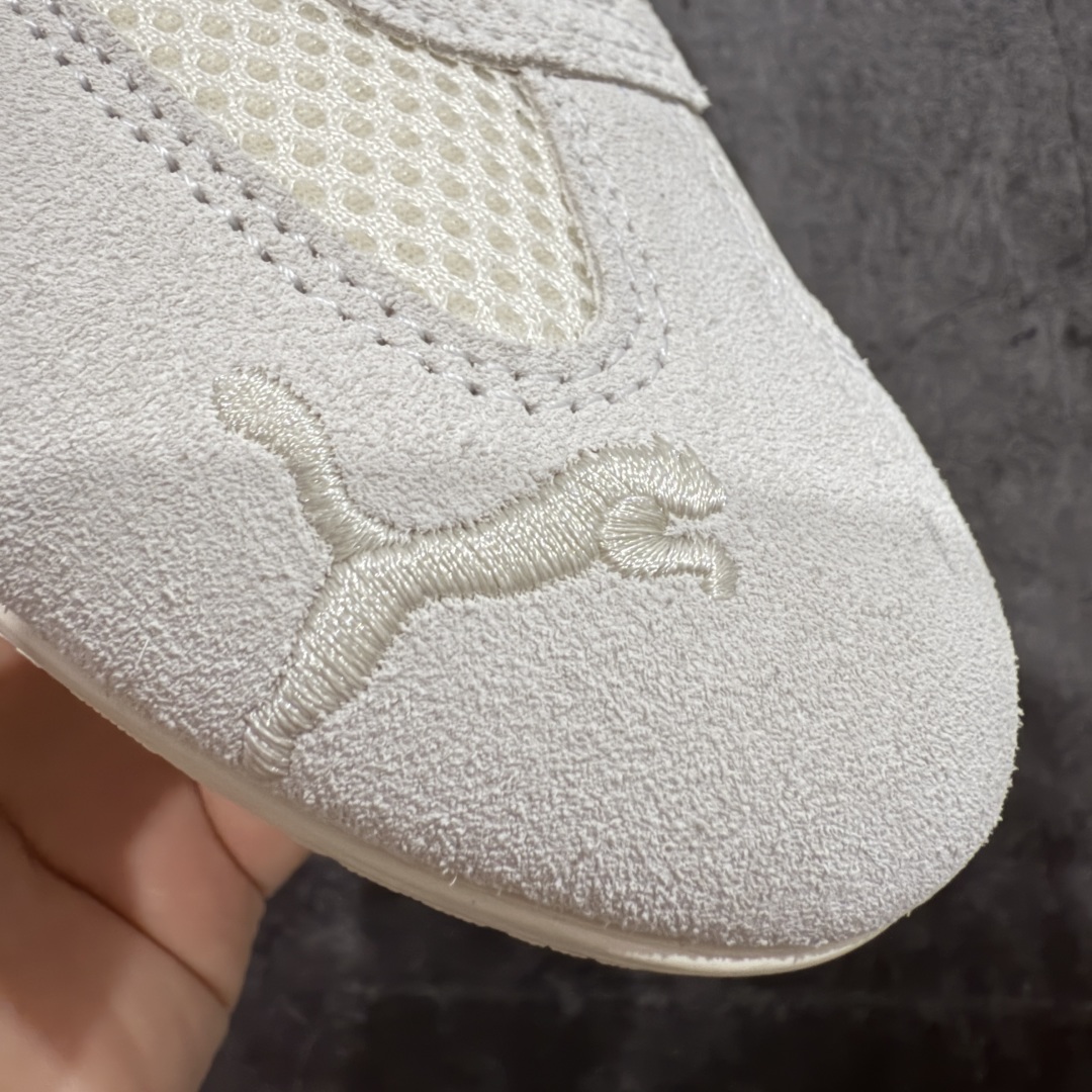 图片[4]-【CS纯原版】Puma Speedcat OG Sparco 彪马罗马阿莫尔系列 复古运动休闲赛车跑鞋 白银 市场第一梯队品质 版型 细节 烫金走线 完全碾压市场任意版本 欢迎对比🆚 工厂耗时3个月开发 原装档案原数据纸版楦型 采用固色翻毛皮鞋面材质(正确二次成型\’猛帮\’成型工艺🆚区别市面版本!!) 外置原数据开发轻量耐磨橡胶大底💪🏻 全球知名运动品牌PUMA宝马赛车系列 融合了宝马车队的标志性配色 以趣味十足又前卫复古的设计引领潮流 将赛道精神融入街头时尚 开启前卫竞速之旅 主打前卫复古风 Roma鞋款的鞋侧以复古的流线造型 缀以宝马经典Logo 巧妙吸睛 而Speedcat鞋款以亮眼三色条纹元素缀以舒适鞋面 赋予了独特的个性美学 演绎赛车的无尽能量 货号：403902-01 尺码：35-45-选品中心