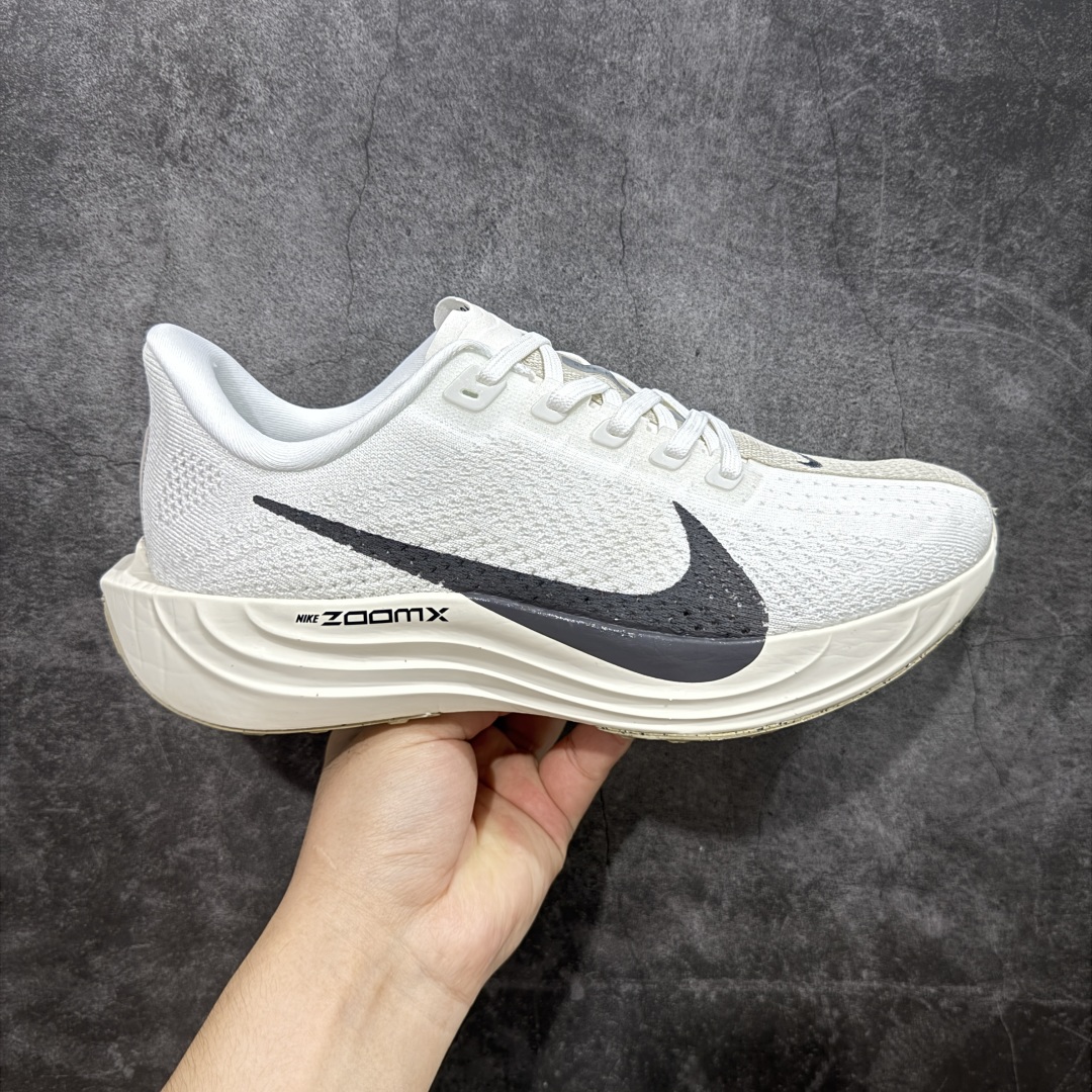 【公司级】Nike Air Zoom Pegasus Plus 耐克飞马加强版系列低帮马拉松休闲运动慢跑鞋 升级原楦原纸版数据开发 采用弹性 Flyknit 飞织鞋面材质 内里嵌入定型海绵 全掌型 ZoomX 泡绵中底 外置防滑耐磨橡胶底片 货号：FQ7262-100 尺码：36 36.5 37.5 38 38.5 39 40 40.5 41 42 42.5 43 44 45-选品中心