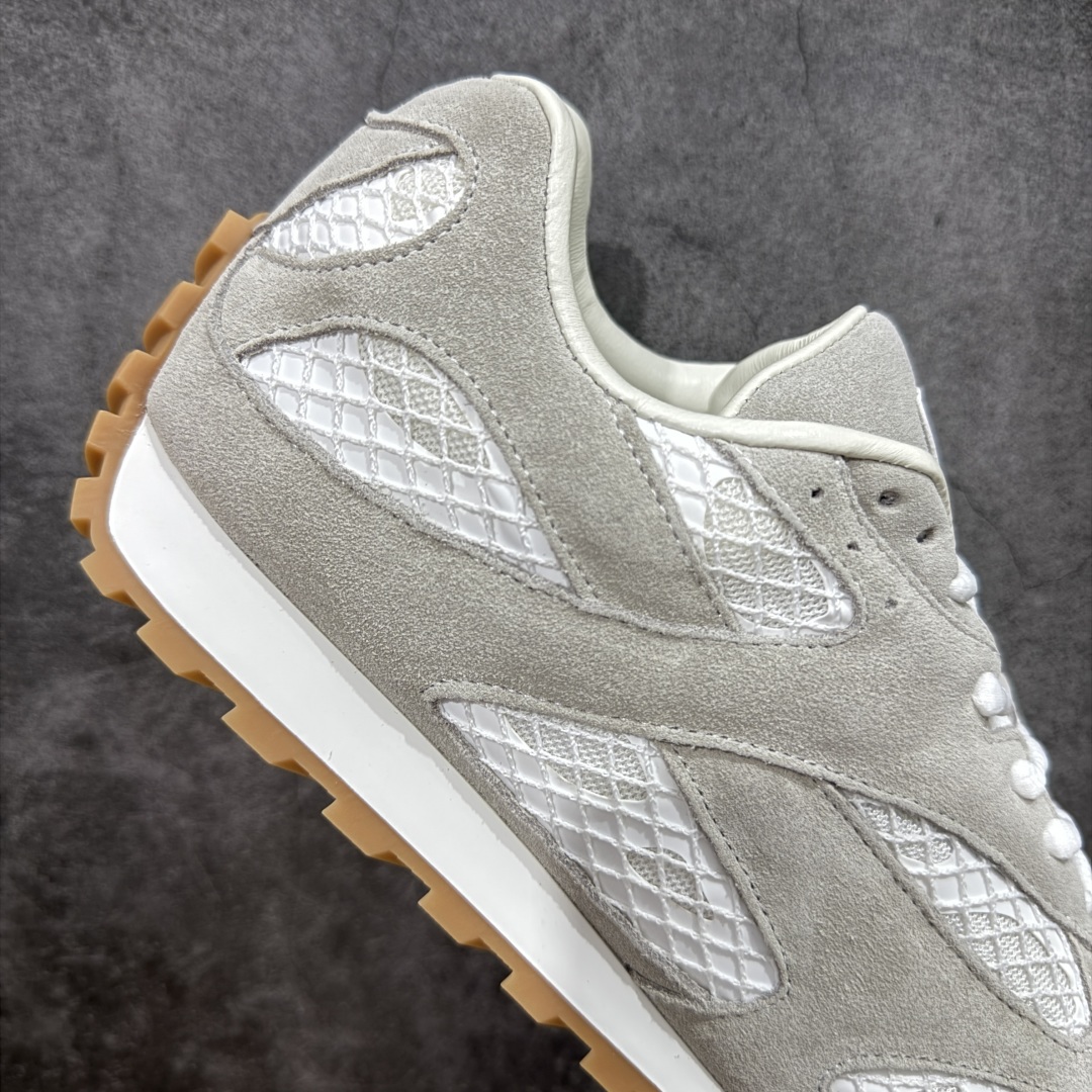 图片[7]-【莞产代购版】BOTTEGA VENETA Orbit Runner BV葆蝶家时尚休闲王一博同款老爹鞋运动鞋 原版开发 一比一打造 相似度百分之99以上 市场一梯队级别品质 区别市场任何标文顶级品质版本 采用轻质科技网布面料 搭配几何图案设计橡胶外底 王炸系列 高版本 认准套包工艺 实际增高很多哦 还是一样显腿细非常nice 耐玩耐造 对标对版 套包鞋工艺 认准高版本 大底选用拼色TPU大底 配置原版包装 尺码：35 36 37 38 39 40 41 42 43 44 45-选品中心