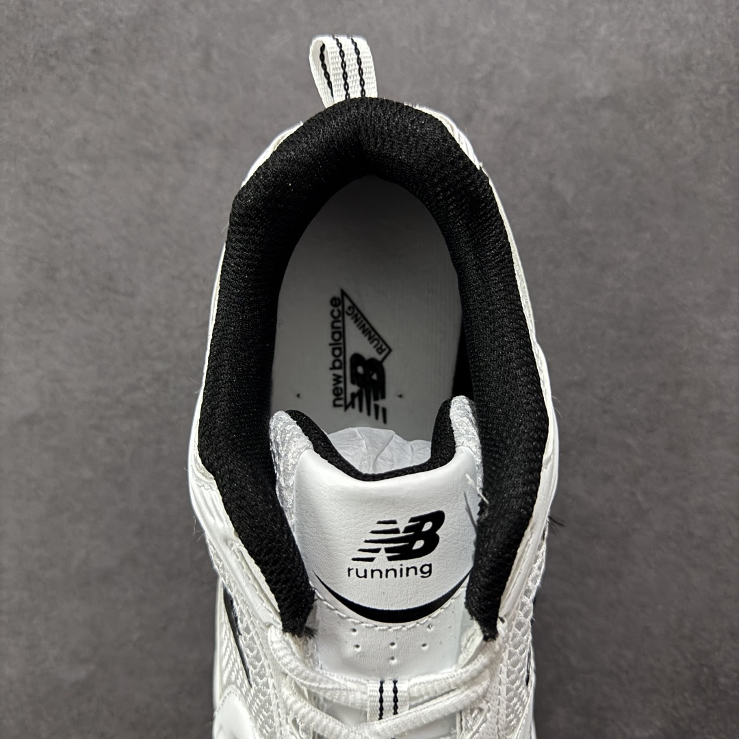 图片[7]-【K8版本】New Balance NB530 新百伦复古透气跑步鞋 抛弃过往以皮革为主的人气轮廓 以极具复古风范的跑鞋外观呈现 设计上全鞋以简约清爽的纯白色作基底 鞋身覆盖大面积织物网眼材质 并于鞋头、鞋带孔眼片等细节处点缀对比鲜明的反光银镀层凸显 鞋舌、侧身等位置则辅以一贯的「N」字标志和品牌徽标彰显身份 最后通过搭载的 ABZORB 缓震中底完善整体造型 货号：MR530EWB 尺码：36-45带半码-选品中心