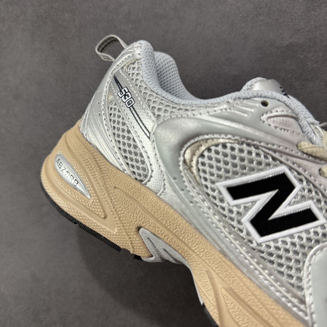 图片[6]-【K8版本】New Balance NB530 新百伦复古透气跑步鞋 抛弃过往以皮革为主的人气轮廓 以极具复古风范的跑鞋外观呈现 设计上全鞋以简约清爽的纯白色作基底 鞋身覆盖大面积织物网眼材质 并于鞋头、鞋带孔眼片等细节处点缀对比鲜明的反光银镀层凸显 鞋舌、侧身等位置则辅以一贯的「N」字标志和品牌徽标彰显身份 最后通过搭载的 ABZORB 缓震中底完善整体造型 货号：MR530VS 尺码：36-45带半码-选品中心