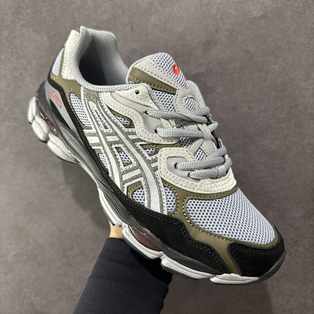 图片[3]-【公司级】Asics Gel-NYC复古单品 亚瑟士ASICSTIGER秋季新款休闲鞋 厚底街头运动休闲鞋 ASICS亚瑟士推出全新GEL-NYC，彰显纽约都市活力 这次的新系列融入了多个版本GEL的经典设计风格，广受好评。其设计灵感来源于GEL-NIMBUS 3,GEL-MC PLUS V 和 GEL-CUMULUS 16 这些往日经典鞋款。GEL-NYC使用GEL-CUMULUS 16鞋款的鞋楦设计,展现了独特的现代化美学。鞋底采用了轻质发泡材料,并在后跟和前掌处采用了ASICS亚瑟士核心科技——GEL缓震胶,赋予鞋款强大的缓冲性能,提供了更柔软舒适的穿着体验。而在原有设计的启发之上,此次鞋款采用更贴合当今潮流趋势的材料和创新技术,展现出纽约充满活力的都市精神。 尺码：36-45-选品中心