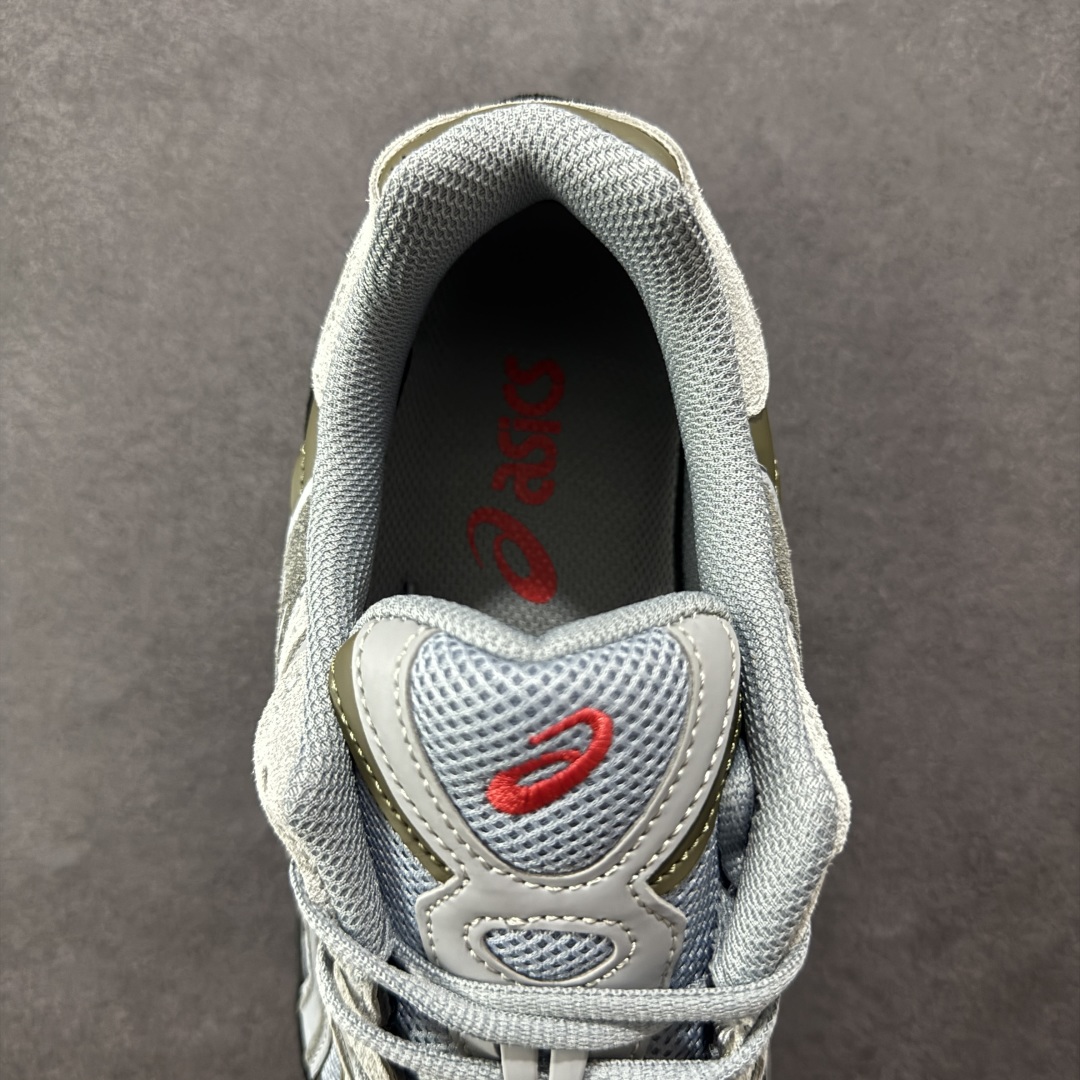 图片[7]-【公司级】Asics Gel-NYC复古单品 亚瑟士ASICSTIGER秋季新款休闲鞋 厚底街头运动休闲鞋 ASICS亚瑟士推出全新GEL-NYC，彰显纽约都市活力 这次的新系列融入了多个版本GEL的经典设计风格，广受好评。其设计灵感来源于GEL-NIMBUS 3,GEL-MC PLUS V 和 GEL-CUMULUS 16 这些往日经典鞋款。GEL-NYC使用GEL-CUMULUS 16鞋款的鞋楦设计,展现了独特的现代化美学。鞋底采用了轻质发泡材料,并在后跟和前掌处采用了ASICS亚瑟士核心科技——GEL缓震胶,赋予鞋款强大的缓冲性能,提供了更柔软舒适的穿着体验。而在原有设计的启发之上,此次鞋款采用更贴合当今潮流趋势的材料和创新技术,展现出纽约充满活力的都市精神。 尺码：36-45-选品中心