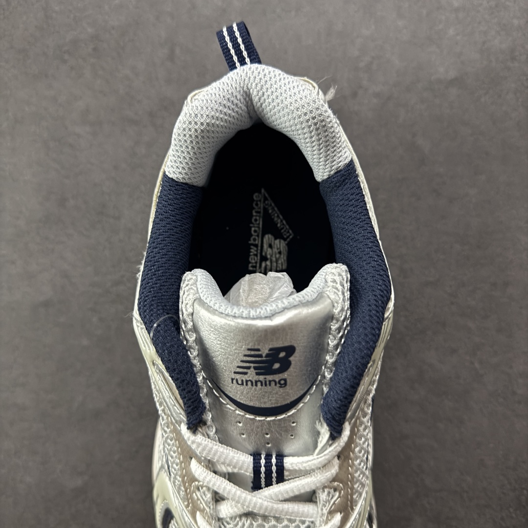 图片[7]-【K8版本】New Balance NB530 新百伦复古透气跑步鞋 抛弃过往以皮革为主的人气轮廓 以极具复古风范的跑鞋外观呈现 设计上全鞋以简约清爽的纯白色作基底 鞋身覆盖大面积织物网眼材质 并于鞋头、鞋带孔眼片等细节处点缀对比鲜明的反光银镀层凸显 鞋舌、侧身等位置则辅以一贯的「N」字标志和品牌徽标彰显身份 最后通过搭载的 ABZORB 缓震中底完善整体造型 货号：MR530KA 尺码：36-45带半码-选品中心