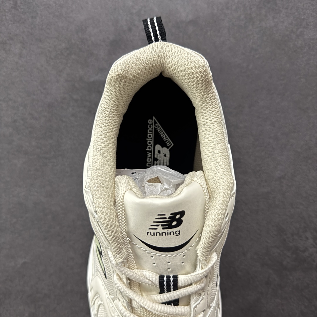 图片[7]-【K8版本】New Balance NB530 新百伦复古透气跑步鞋 抛弃过往以皮革为主的人气轮廓 以极具复古风范的跑鞋外观呈现 设计上全鞋以简约清爽的纯白色作基底 鞋身覆盖大面积织物网眼材质 并于鞋头、鞋带孔眼片等细节处点缀对比鲜明的反光银镀层凸显 鞋舌、侧身等位置则辅以一贯的「N」字标志和品牌徽标彰显身份 最后通过搭载的 ABZORB 缓震中底完善整体造型 货号：MR530SH 尺码：36-45带半码-选品中心