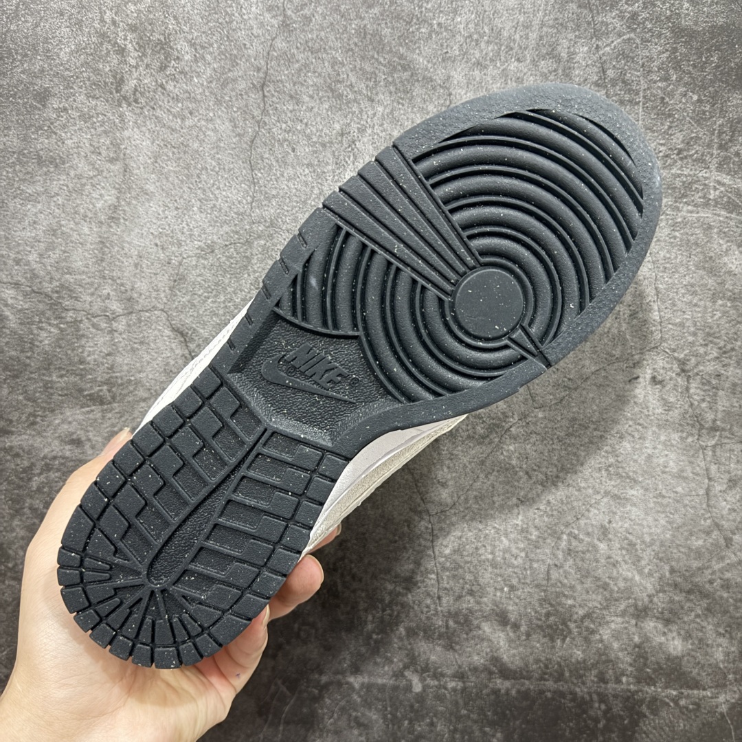  
【免修M版】NIKE SB Dunk Low 白色双勾 HV1800-101

顶级纯原品质 价格合