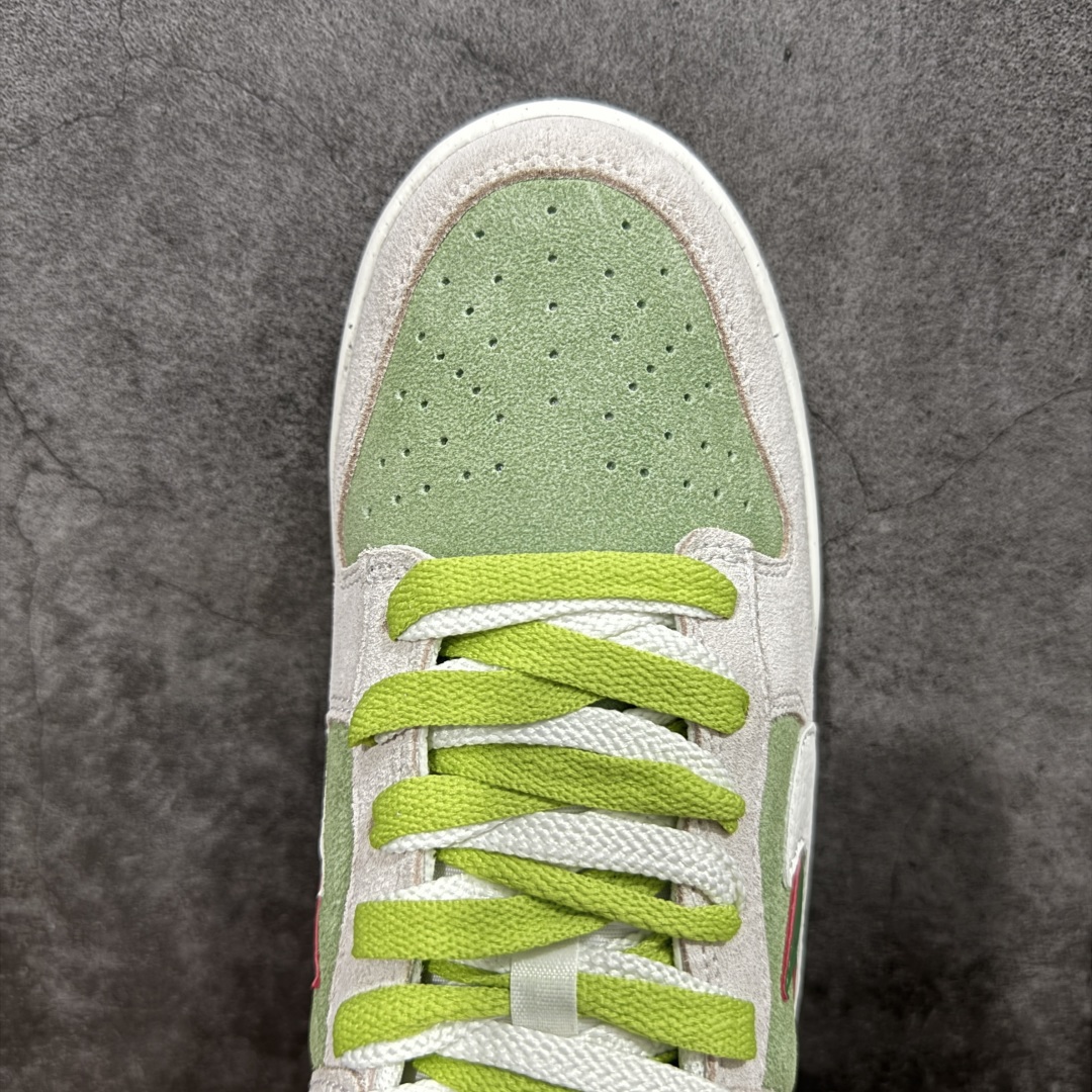  
【免修M版】NIKE SB Dunk Low 绿叶子双勾 DO9457-116

顶级纯原品质 价格