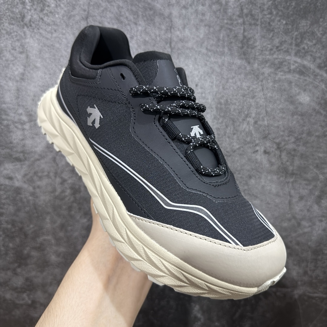 【纯原】DESCENTE Terrain D 迪桑特舒适柔软防滑耐磨低帮生活休闲鞋
市面最优品质
