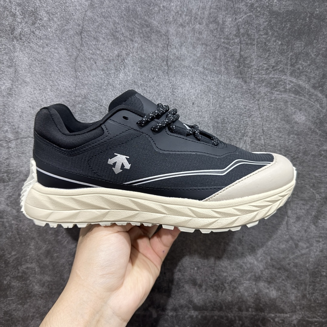 【纯原】DESCENTE Terrain D 迪桑特舒适柔软防滑耐磨低帮生活休闲鞋
市面最优品质
