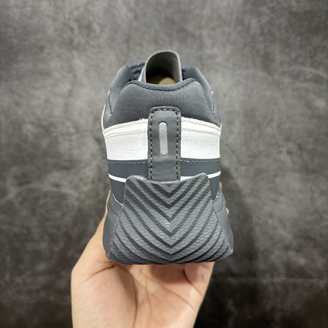 【纯原】DESCENTE Terrain D 迪桑特舒适柔软防滑耐磨低帮生活休闲鞋
市面最优品质