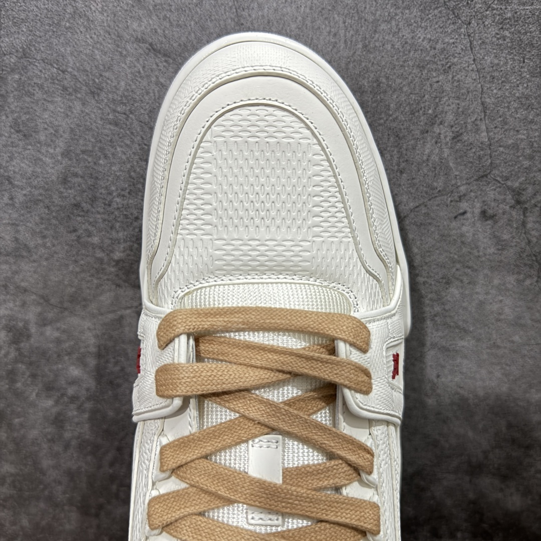 图片[5]-【佛山顶级超A版】Louis Vuitton LV Trainer系列 白红 白色高周波 仓库现货 当天可取 私人订单 专柜混卖零售专供 所有配色均为购买原版复刻 整体版型 皮料 市场独一无二 后跟版型都可以自行对比[机智]吊打市场所有货 怒甩十条街，欢迎拿市场各大工厂的货来对比！ 鞋舌烫金超正 压印程度秒杀市面90%以上的高端货 新配色陆续开发出货 尺码：39-45-选品中心