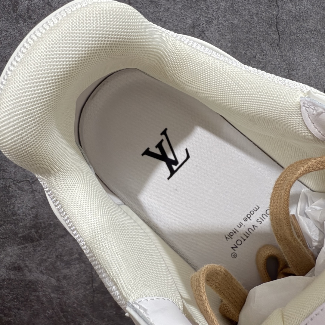 图片[8]-【佛山顶级超A版】Louis Vuitton LV Trainer系列 白红 白色高周波 仓库现货 当天可取 私人订单 专柜混卖零售专供 所有配色均为购买原版复刻 整体版型 皮料 市场独一无二 后跟版型都可以自行对比[机智]吊打市场所有货 怒甩十条街，欢迎拿市场各大工厂的货来对比！ 鞋舌烫金超正 压印程度秒杀市面90%以上的高端货 新配色陆续开发出货 尺码：39-45-选品中心