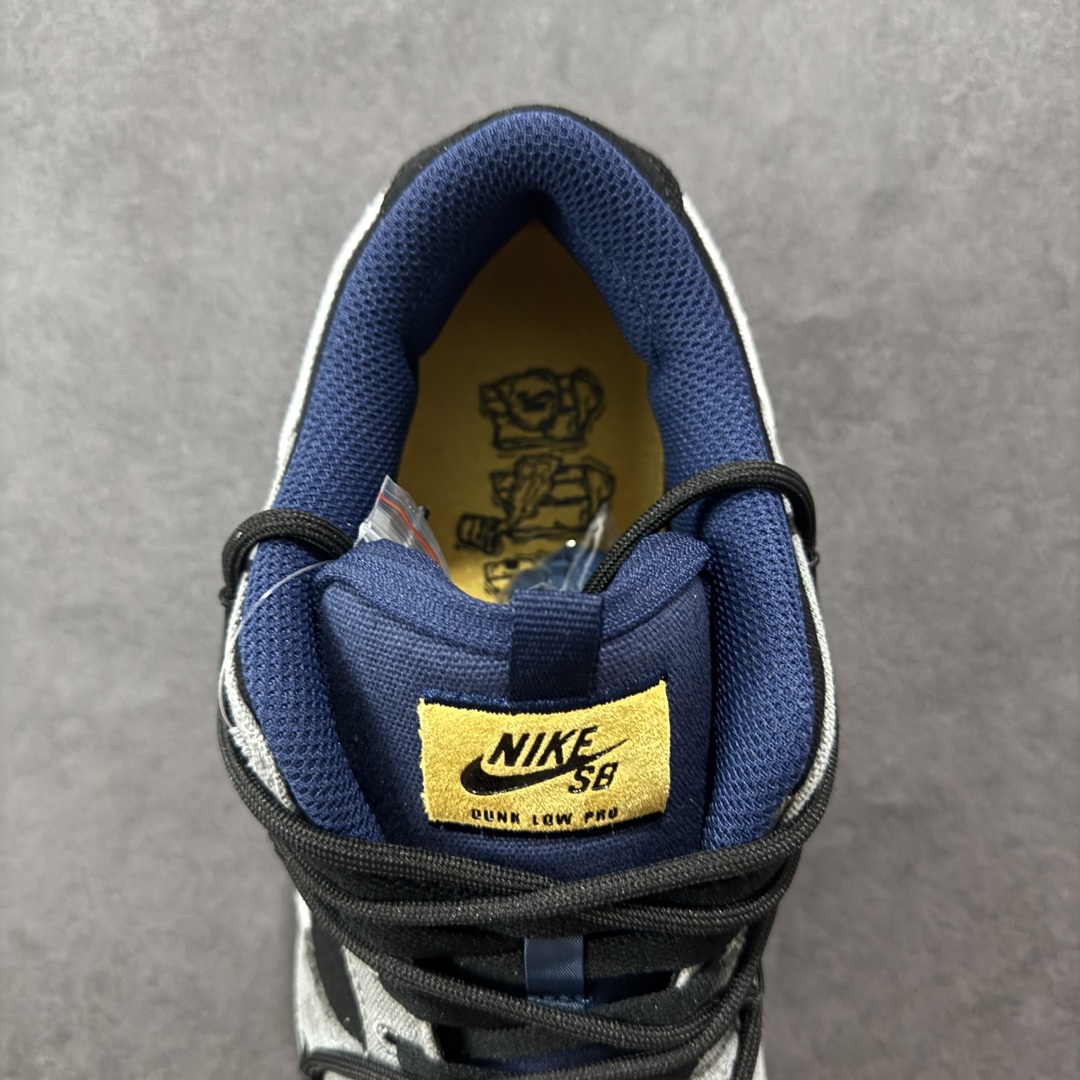 图片[7]-【定制版】Nike Dunk SB 陨石 荒漠废土 灰黑 此款以简约大方的造型设计，给人以随性休闲的时尚格调，穿着舒适轻便，运动灵活自如，满足日常个性穿搭。 货号： DX6775-400 尺码： 36 36.5 37.5 38 38.5 39 40 40.5 41 42 42.5 43 44 44.5 45 46-选品中心