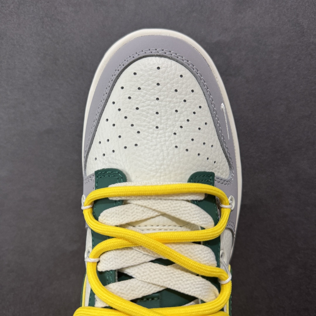 图片[8]-【定制版】Nike SB Dunk Low x Stussy 灰白小勾绑带 纯原大厂出品 极力推荐 原装头层材料 独家版型蒸餾加工 帶來的是更好的视觉和脚感体验 大厂纯原品质出货 清洁度 电绣工艺 皮料切割干净无任何毛边 细节完美 货号：FX1588 402 尺码：36 36.5 37.5 38 38.5 39 40 40.5 41 42 42.5 43 44 44.5 45-选品中心