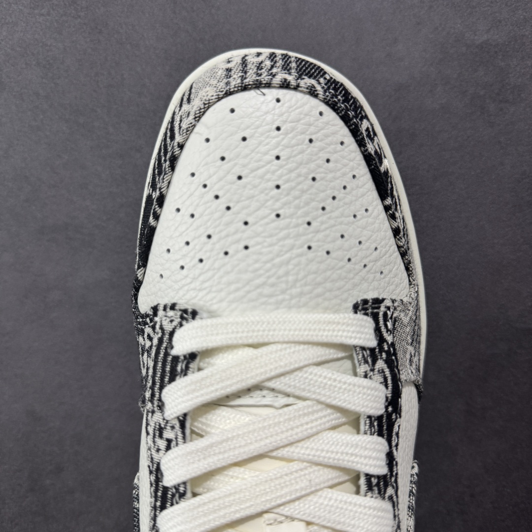 图片[8]-【定制版】Nike SB Dunk Low 古驰联名 黑灰牛仔 周年高端定制 低帮休闲板鞋 SC9207-418  #定制鞋盒 大厂纯原品质出货 超高清洁度 皮料切割干净无任何毛边 细节完美   尺码：36 36.5 37.5 38 36.5 39 40 40.5 41 42 42.5 43 44 44.5 45-选品中心