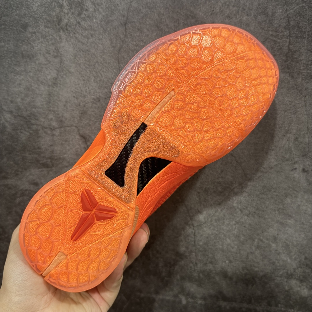  
【CK版】NK Zoom Kobe 6 科比六代 
前后气垫加持 信仰绝不减配 市售唯一PROTRO