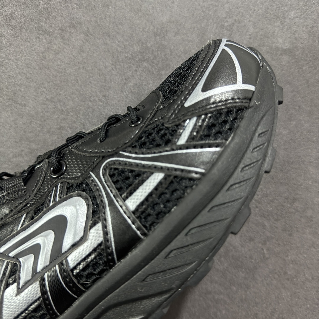 图片[5]-【公司级】THE NORTH FACE SOLID TECH 北面柔软舒适防滑耐磨低帮生活休闲鞋 男女同款 The North Face于1966年成立，一直致力于为户外运动员的每一次严酷探索提供专业装备。作为全球户外运动领导品牌，The NorthFace以经过专业运动员测试、适应各类户外需求的产品助力探索者不断超越自我，激发人类潜能。The North Face象征着众多山脉中更冷、更值得挑战的北坡。品牌标志则来自Half Dome，一座位于美国加州Yosemite NationalPark（优胜美地国家公园）里的山峰，中文名字取为「北面」，象征着不畏惧的户外探索精神。1997年，The North Face采用全新的宣传标语「Never Stop Exploring探索永不停止」，体现品牌的探索精神，成为品牌的座右铭。 尺码：36/45-选品中心