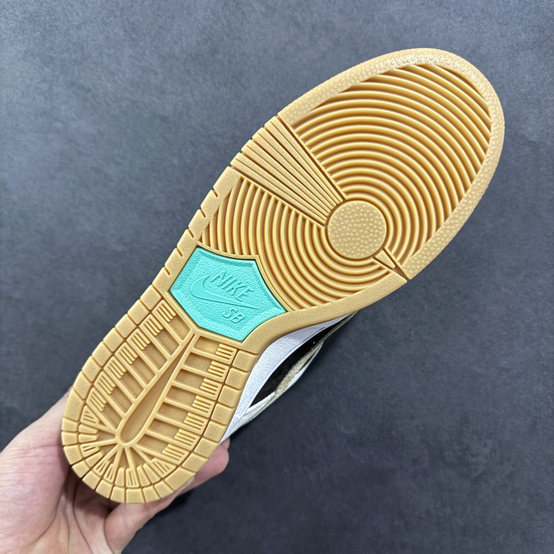 图片[9]-【纯原版】Nike Dunk SB 冰啡男孩 米棕 此款以简约大方的造型设计，给人以随性休闲的时尚格调，穿着舒适轻便，运动灵活自如，满足日常个性穿搭。 货号： HF3704-001 尺码： 36 36.5 37.5 38 38.5 39 40 40.5 41 42 42.5 43 44 44.5 45 46-选品中心