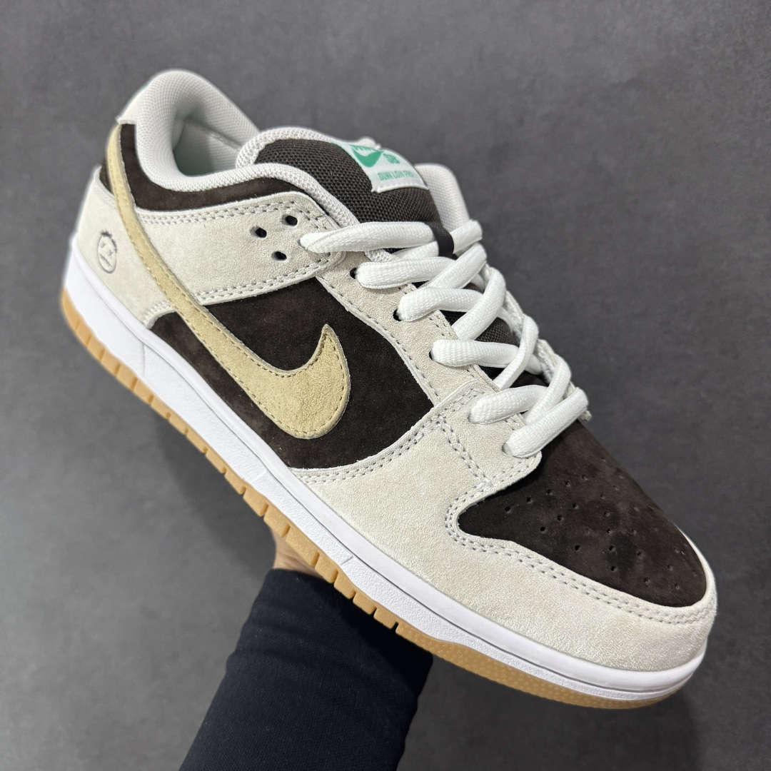 图片[3]-【纯原版】Nike Dunk SB 冰啡男孩 米棕 此款以简约大方的造型设计，给人以随性休闲的时尚格调，穿着舒适轻便，运动灵活自如，满足日常个性穿搭。 货号： HF3704-001 尺码： 36 36.5 37.5 38 38.5 39 40 40.5 41 42 42.5 43 44 44.5 45 46-选品中心