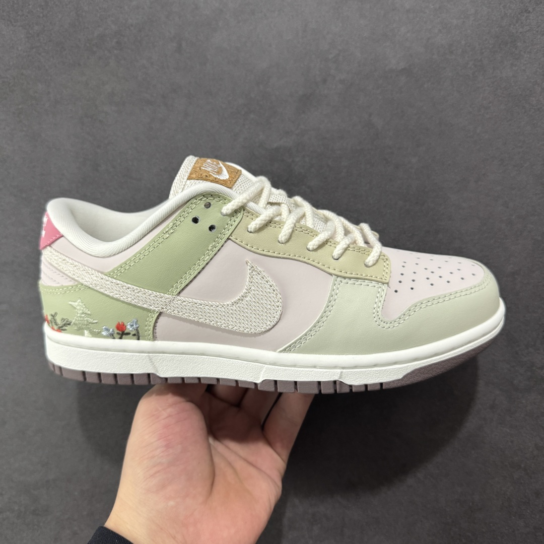 【YC纯原】Nike Dunk Low 蘑菇 绿粉 此款以简约大方的造型设计,给人以随性休闲的时尚格调,穿着舒适轻便,运动灵活自如,满足日常个性穿搭。 货号: IB8876-661 尺码: 35.5 36 36.5 37.5 38 38.5 39 40-选品中心