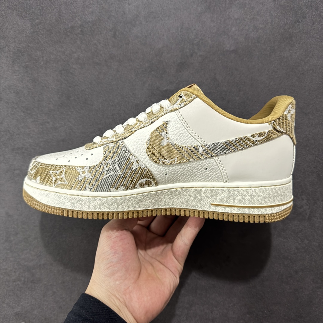 图片[2]-【定制版】Nike Air Force 1\’07 Low LV联名 卡其灰牛仔 空军一号低帮休闲运动板鞋  #3M反光 原楦头原纸板 原装鞋盒 定制五金配件 内置全掌气垫 原厂鞋底  货号：SC9207-542 尺码：36 36.5 37.5 38 38.5 39 40 40.5 41 42 42.5 43 44 44.5 45-选品中心