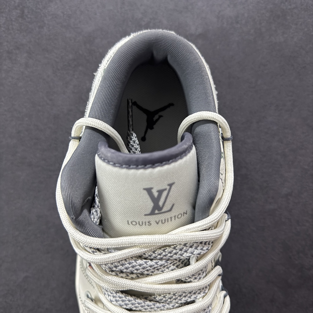 图片[7]-【定制版】Air Jordan 1 Low AJ1 乔1 LV联名 灰布勾抽绳 高端定制 低帮复古篮球鞋  #定制鞋盒 大厂纯原品质出货 超高清洁度 皮料切割干净无任何毛边 细节完美   货号：YX5066-357 尺码：36 36.5 37.5 38 36.5 39 40 40.5 41 42 42.5 43 44 44.5 45-选品中心