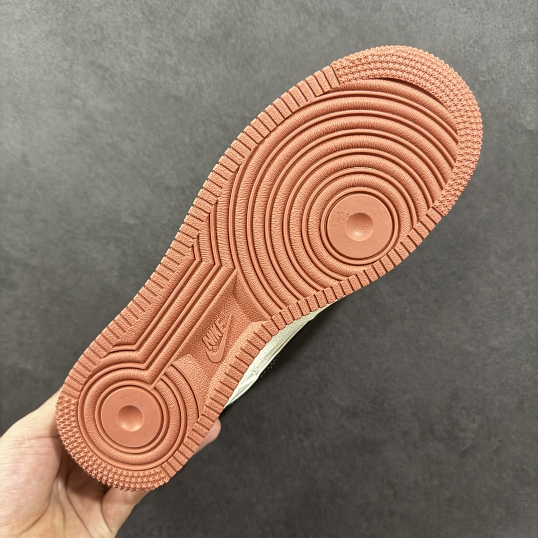 260 NIke Air Force 1 '07 Low “NIKE联名——米黑生胶”空军一号 低帮 运动鞋 休闲鞋 CS5288-021