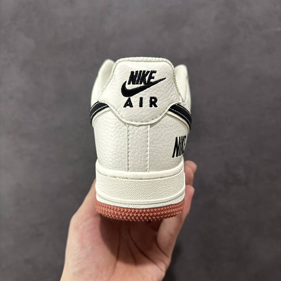 260 NIke Air Force 1 '07 Low “NIKE联名——米黑生胶”空军一号 低帮 运动鞋 休闲鞋 CS5288-021