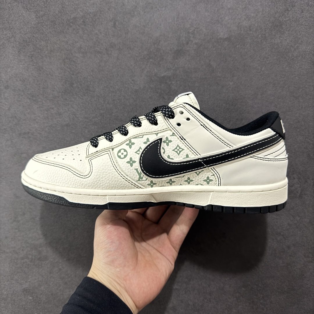图片[3]-【定制版】Nike SB Dunk Low 联名 黑勾 周年高端定制 低帮休闲板鞋  #定制鞋盒 大厂纯原品质出货 超高清洁度 皮料切割干净无任何毛边 细节完美   货号：YX5066-359 尺码：36 36.5 37.5 38 36.5 39 40 40.5 41 42 42.5 43 44 44.5 45-选品中心