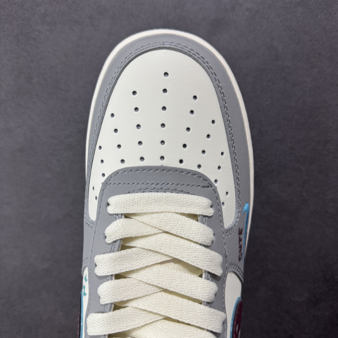 图片[8]-【定制版】Nike Air Force 1 “戒酒骷髅”“Stop drinking”空军一号定制低帮板鞋 货号：LJ2288-666 戒酒骷髅是一幅极具警示意义的创意作品。画面主体是一个骷髅正仰面喝酒，它没有了皮肉的包裹，骨骼突兀地展现，空洞的眼眶直愣愣地望向天空，毫无生机的手紧握着酒杯，酒水顺着它的颌骨肆意流淌 尺码：36 36.5 37.5 38 38.5 39 40 40.5 41 42 42.5 43 44 44.5 45-选品中心