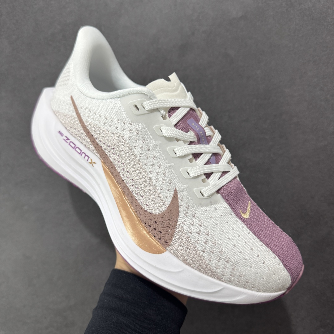 图片[3]-【公司级】Nike Air Zoom Pegasus Plus 耐克飞马加强版系列低帮马拉松休闲运动慢跑鞋 升级原楦原纸版数据开发 采用弹性 Flyknit 飞织鞋面材质 内里嵌入定型海绵 全掌型 ZoomX 泡绵中底 外置防滑耐磨橡胶底片 货号：FQ7261-108 尺码：36 36.5 37.5 38 38.5 39 40 40.5 41 42 42.5 43 44 45-选品中心