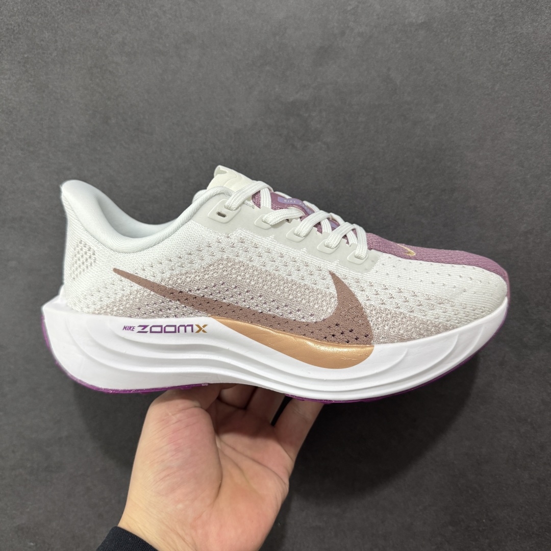 【公司级】Nike Air Zoom Pegasus Plus 耐克飞马加强版系列低帮马拉松休闲运动慢跑鞋 升级原楦原纸版数据开发 采用弹性 Flyknit 飞织鞋面材质 内里嵌入定型海绵 全掌型 ZoomX 泡绵中底 外置防滑耐磨橡胶底片 货号:FQ7261-108 尺码:36 36.5 37.5 38 38.5 39 40 40.5 41 42 42.5 43 44 45-选品中心