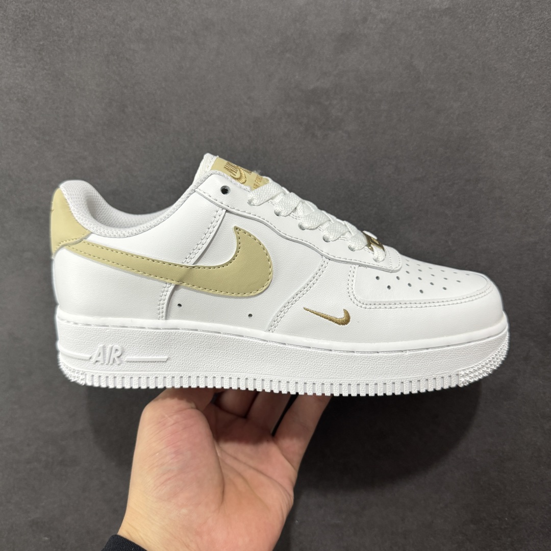 【G1福利版】暑期超级福利 Air Force 1 空军一号系列9色 内置Sole气垫 原价2-3xx零售的产物 欢迎各位活动走起 实物品质完美 物超所值 实拍效果更佳 无条件长久售后 尺码：35.5-45-选品中心